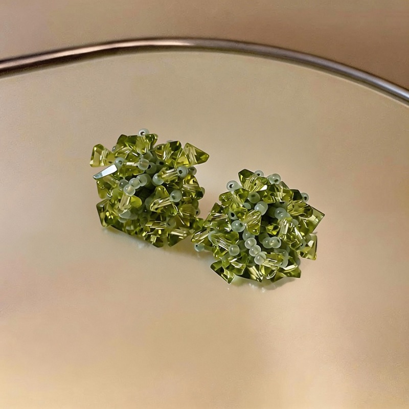 Fresh Handmade Flower Cluster  - đánh giá và giá Cluster Stud Ear